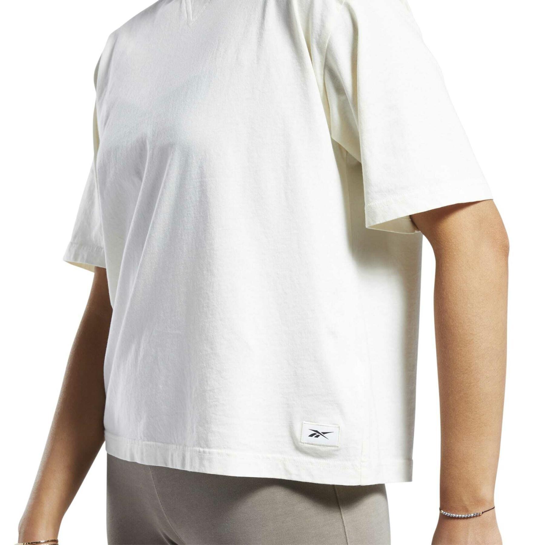 T-shirt donna con taglio dritto a tintura naturale Reebok Classics