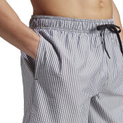 Pantaloncini da bagno con taglio corto adidas Stripy CLX